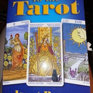 Tarot deck& book